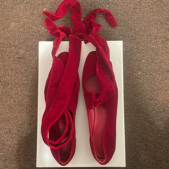 The Row (never worn) red velvet flat with ankle wrap tie. - Picture 3 of 8